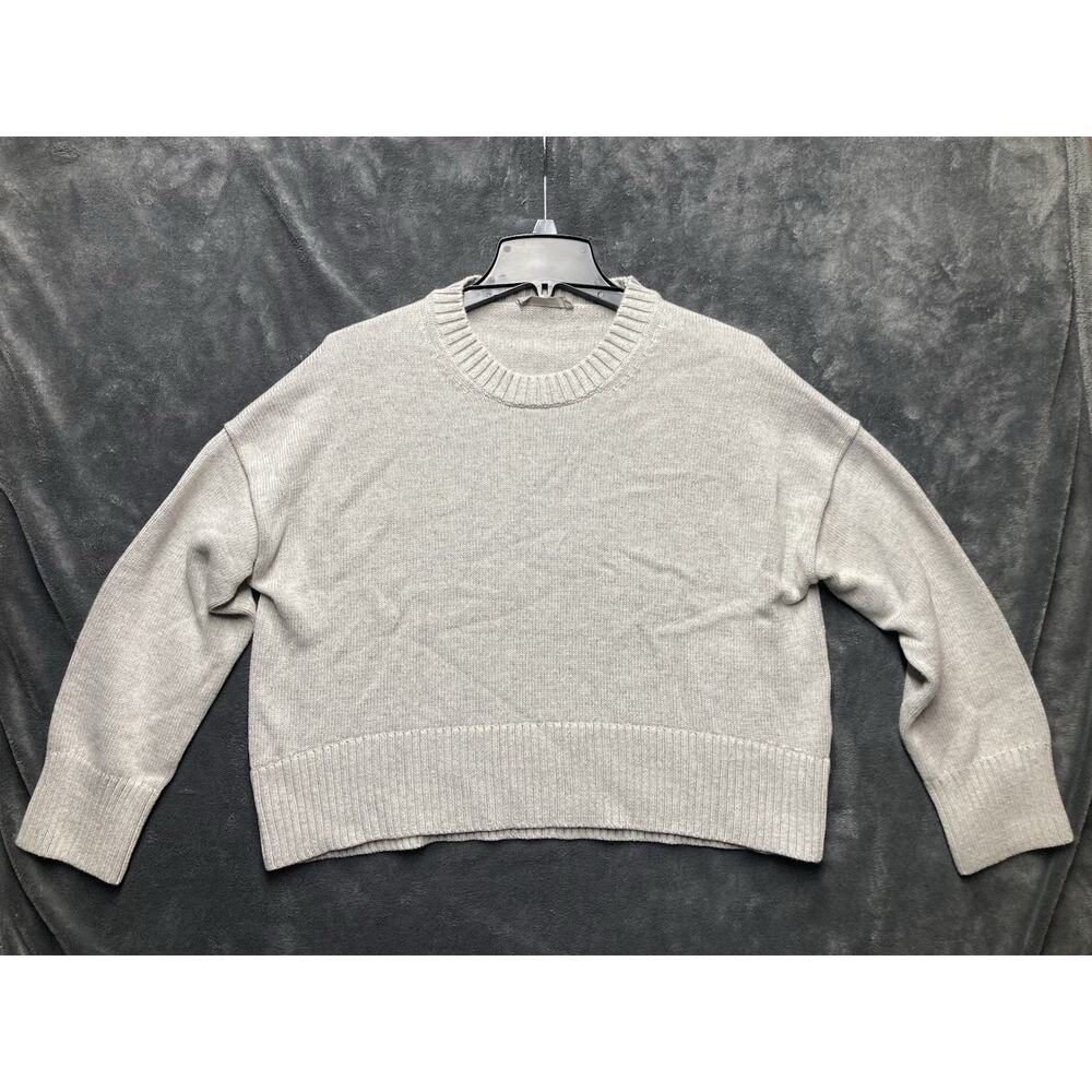 Everlane Women's Scoop Crewneck Sweater in Light Gray